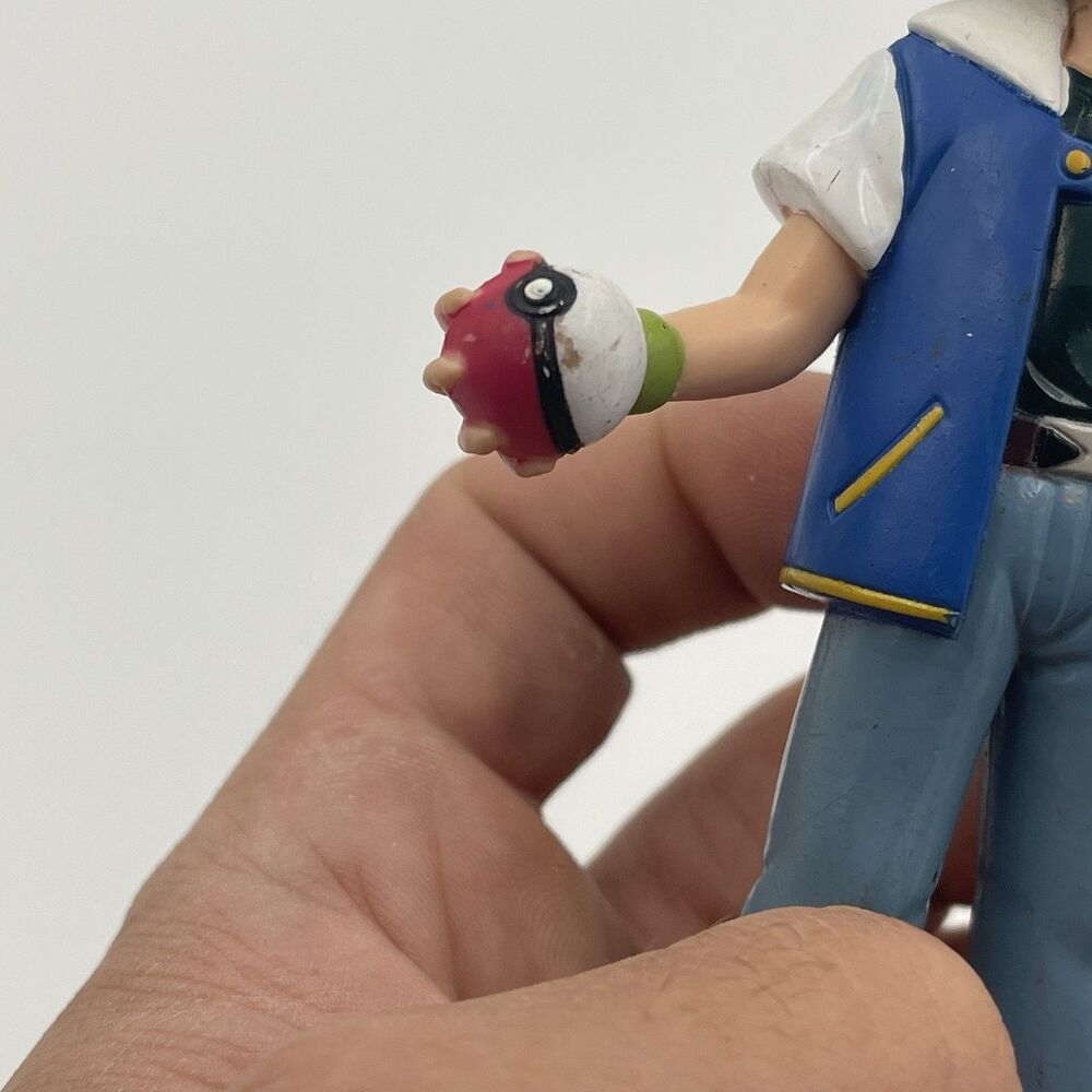 Vintage Ash Ketchum Pokemon Trainer Figure 4.75" TOMY 1998 Pokemon Game Freak - Picture 11 of 13